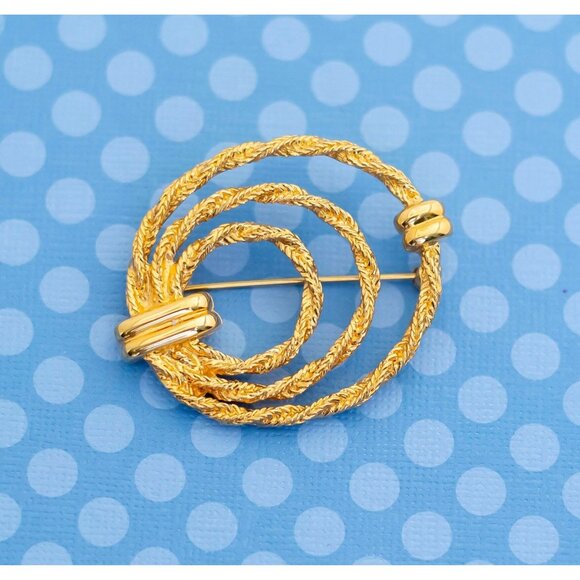 Vintage Minimalist Gold Tone Brooch - M6 - Picture 1 of 2